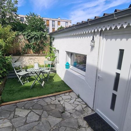 Le Studio Dans Le Jardin. Rosny-sous-Bois Eksteriør billede